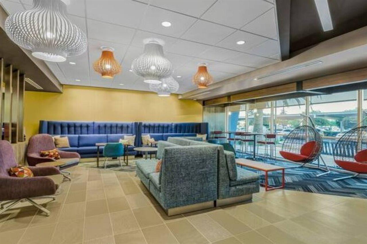 Tru By Hilton Lathrop Hotel Exterior foto