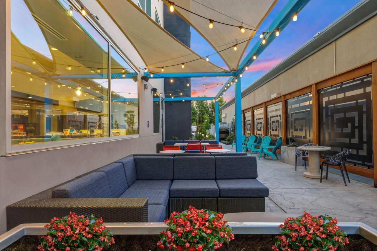 Tru By Hilton Lathrop Hotel Exterior foto